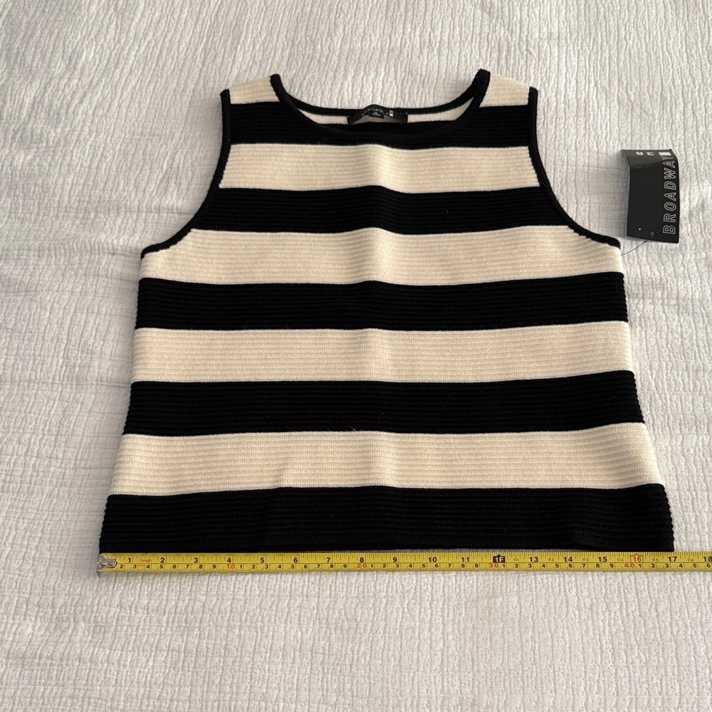 Broadway 38 Black and White Striped Tank Top / size L /NWT - Picture 5 of 8